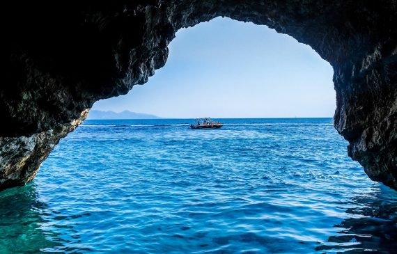 Avventura in Barca nel Blu del Cilento!